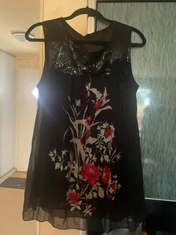 Tunique avec rose