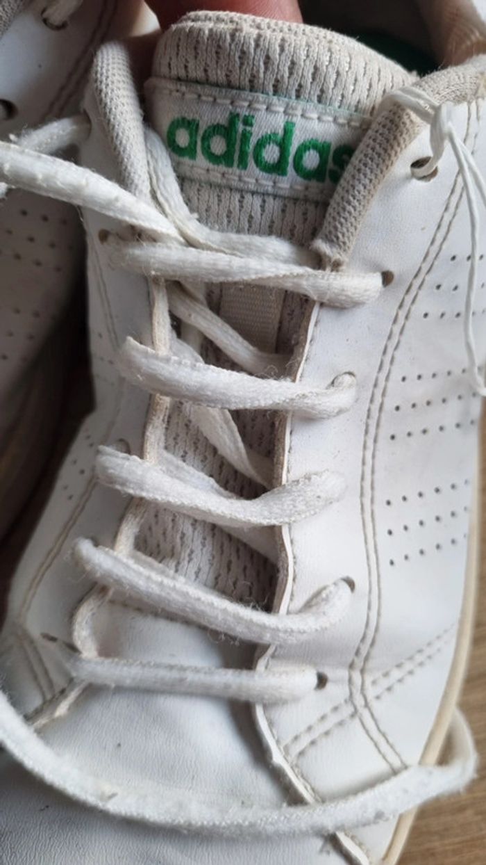 Baskets Adidas blanche classique T 35 - photo numéro 4