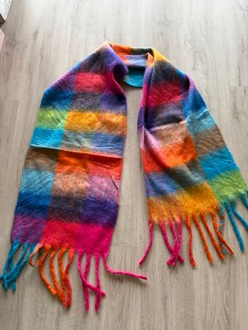 Écharpe multicolore
