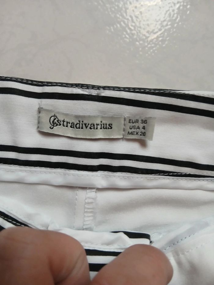 Short stradivarius taille 36 - photo numéro 4