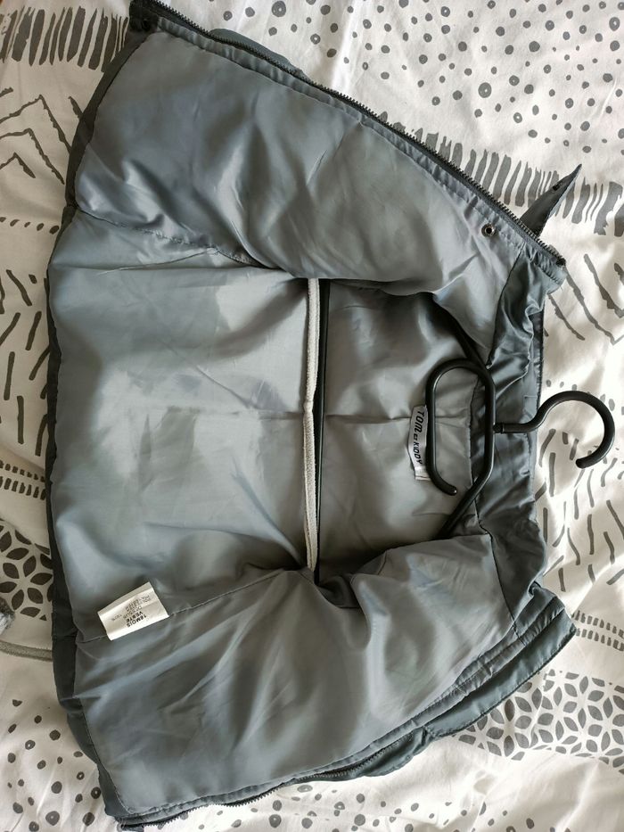 Menteau + gants - photo numéro 3