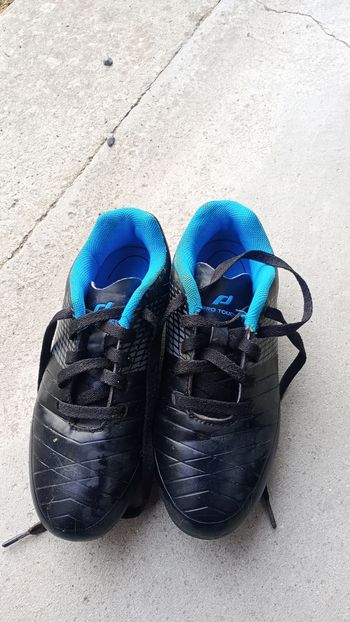 Chaussures foot enfant 