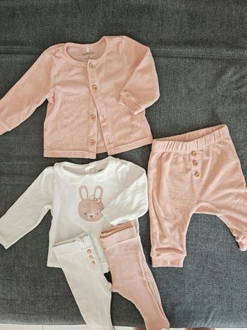 Ensemble 3 pièces+ 2 leggings