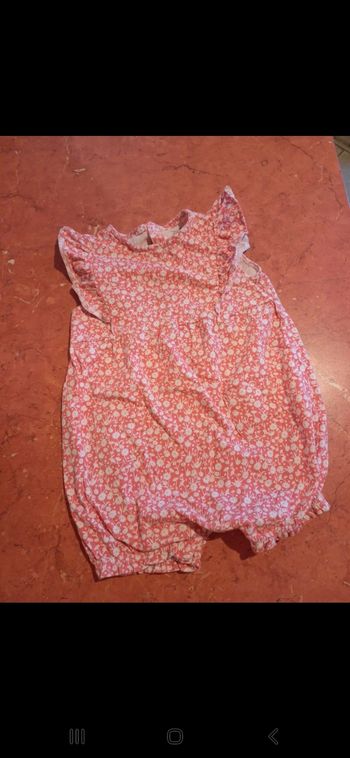 Combinaison d été fille taille 36 mois