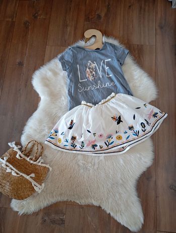 Ensemble fille 4 ans jupe LC kids by little cigogne + t-shirt lupilu love