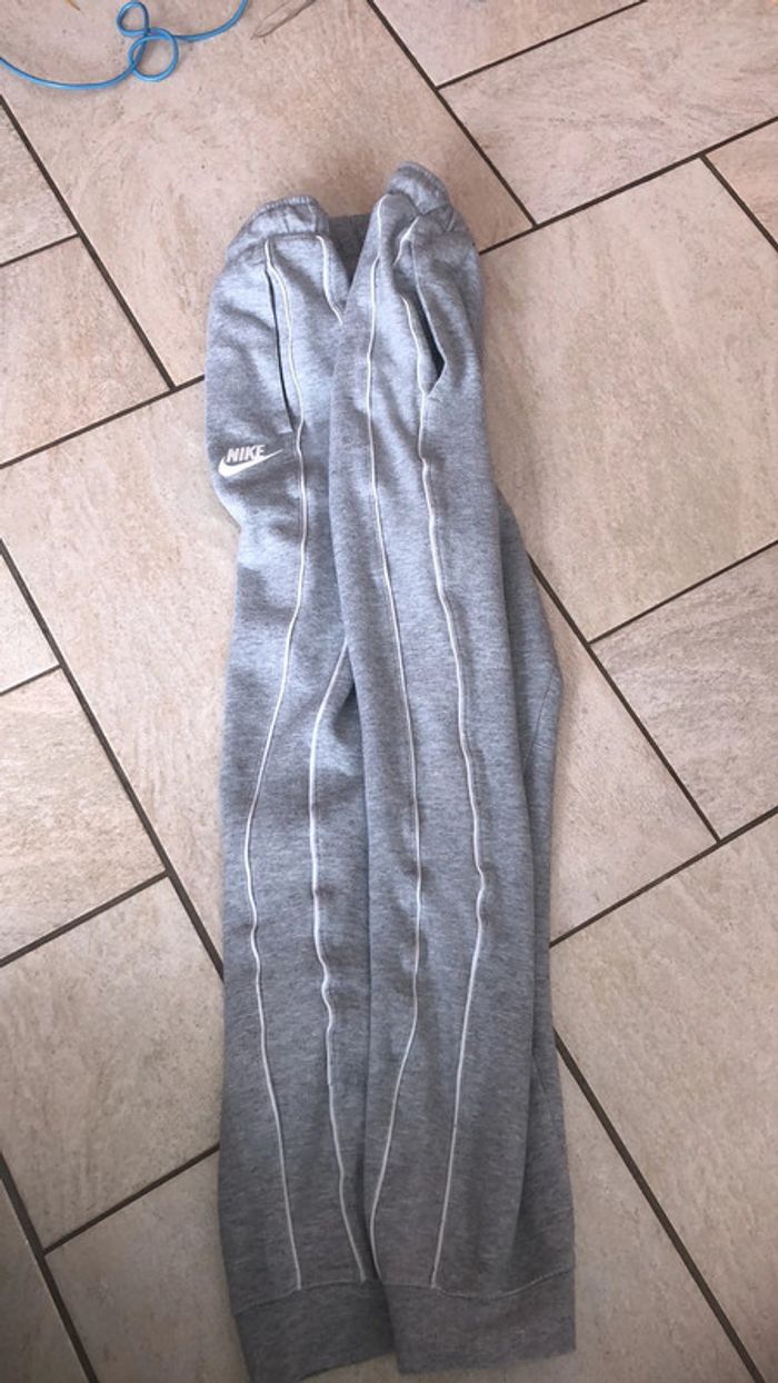 Jogging gris nike - photo numéro 4