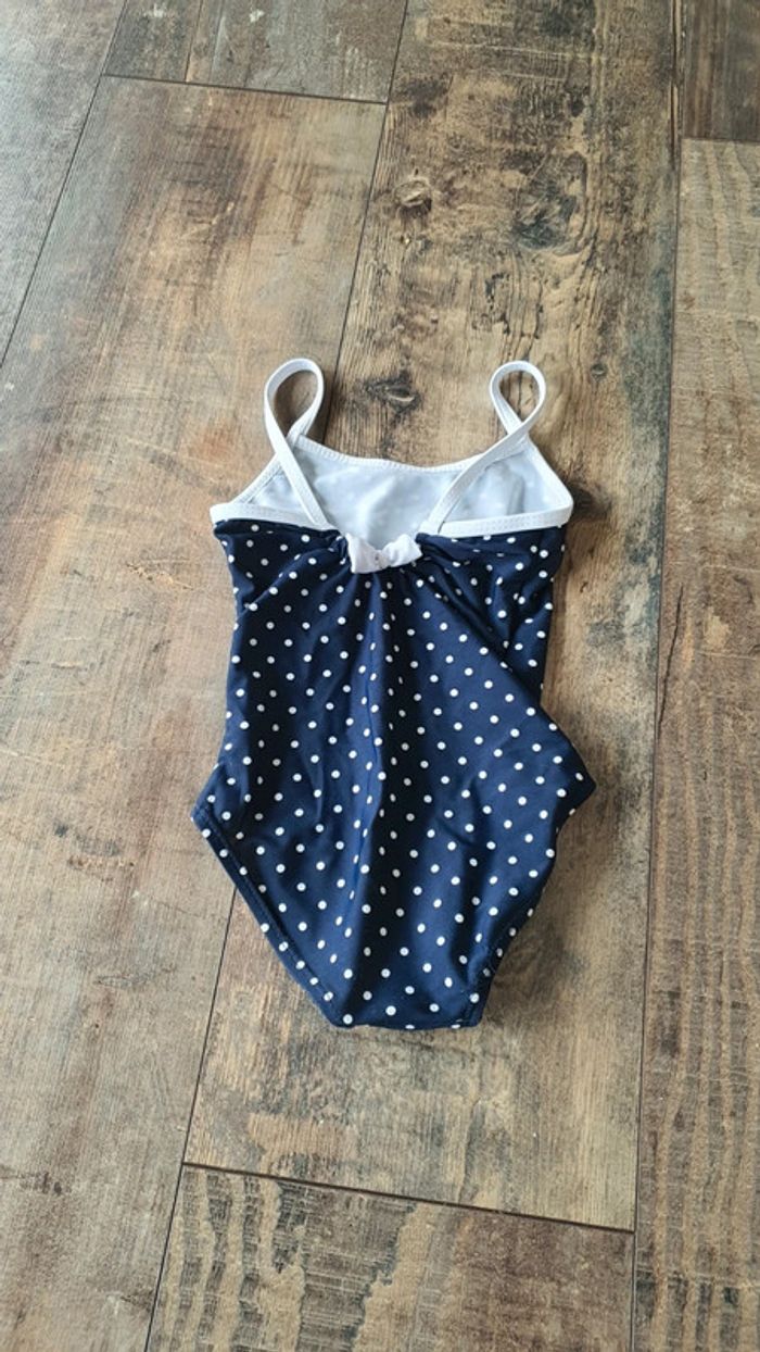 Maillot de bain u tout petit 12 mois en très bon état - photo numéro 3