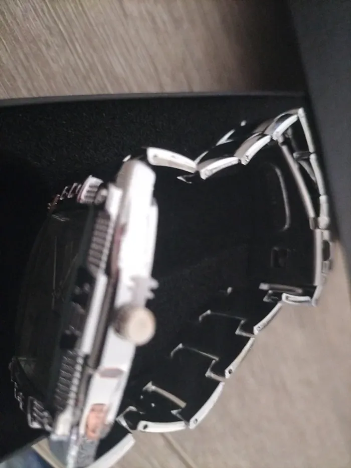 Montre neuve - photo numéro 4