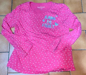 T-shirt couleur rose et argenté motif gang de fille taille 6 ans manche longue