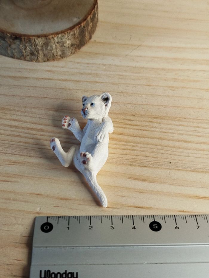 Schleich lionceau blanc Albinos Figurine animal de la savane - photo numéro 5