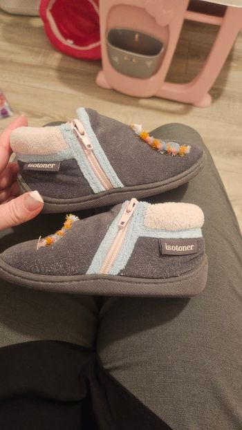 Chausson isotoner fille