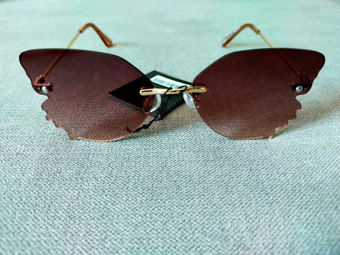 Lunettes de soleil papillon – Verres rose dégradé – Femme - photo numéro 2