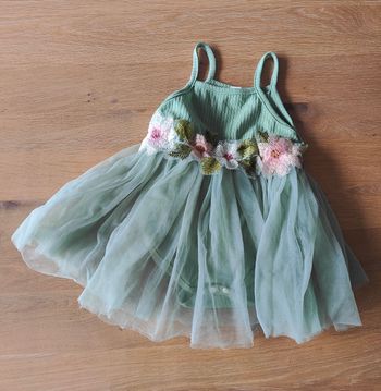 Robe body verte taille 6-9 mois