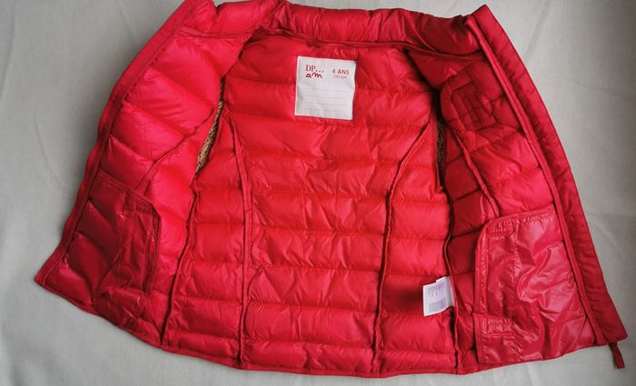 Doudoune 🧒 sans manche, légère, capuche, rouge, dpam, 4 ans - photo numéro 6