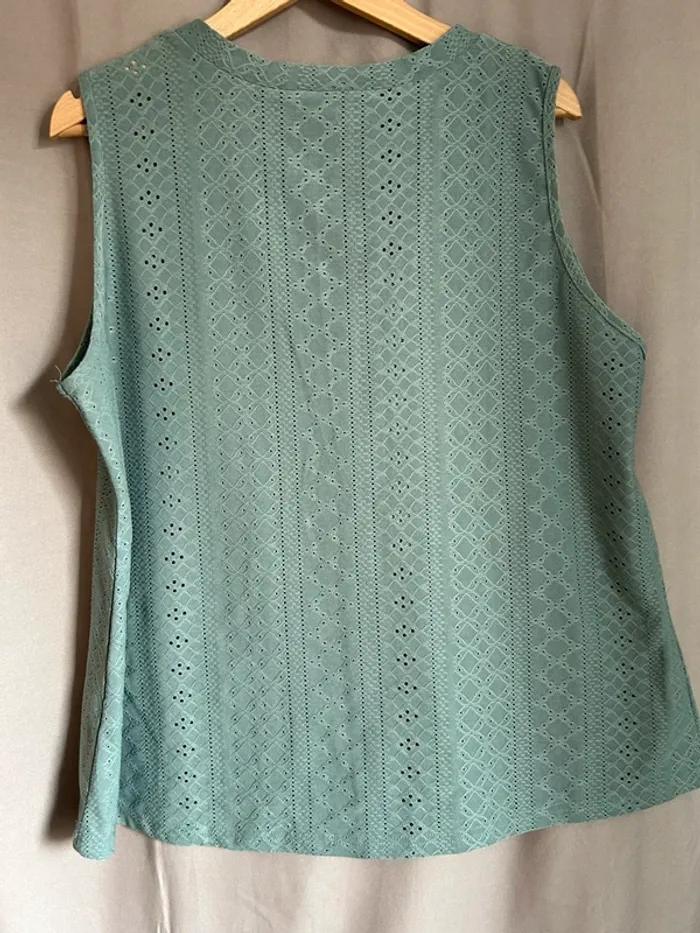 Débardeur 2XL style broderie anglaise - photo numéro 3