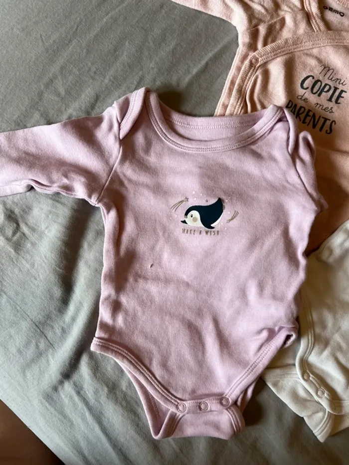 🐧 Lot de 7 bodies bébé 3M – Imprimés, messages & unis - photo numéro 5