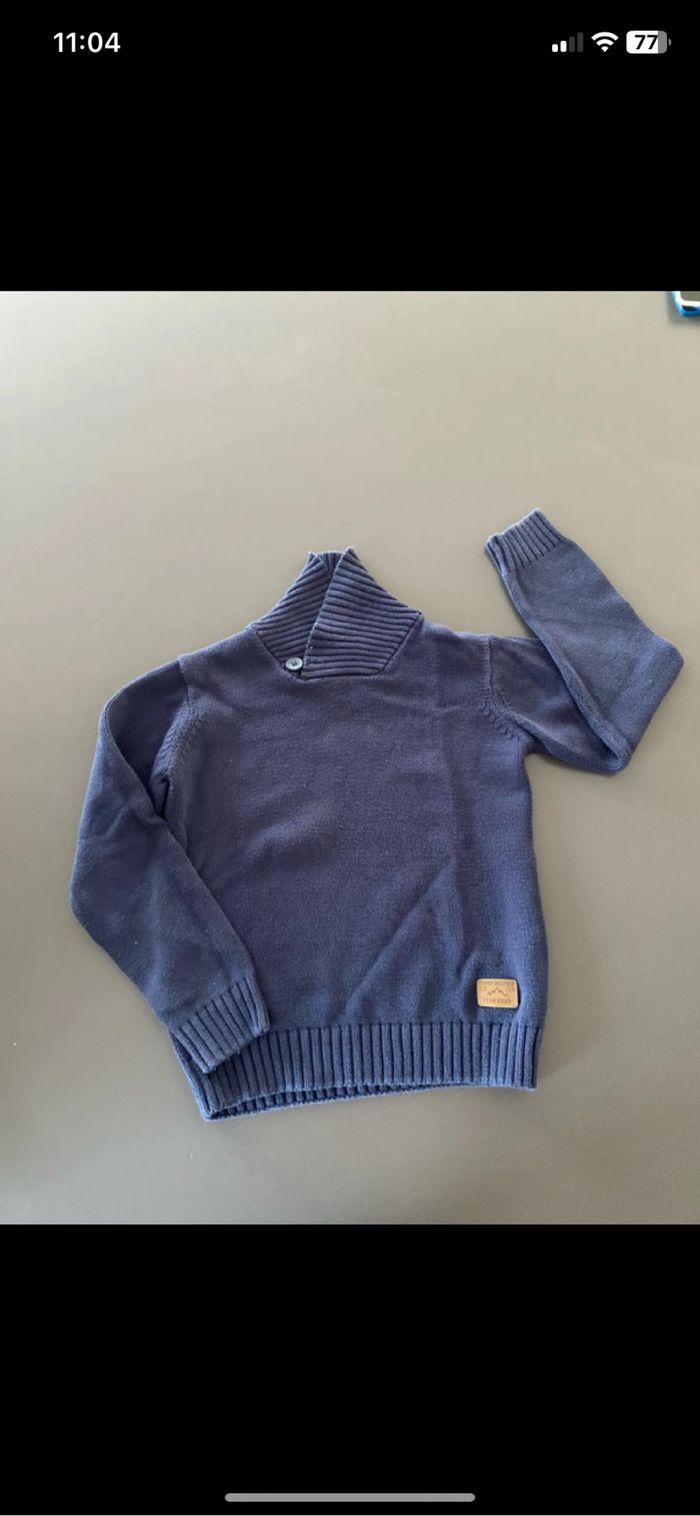 Pull tape à l’œil 8 ans