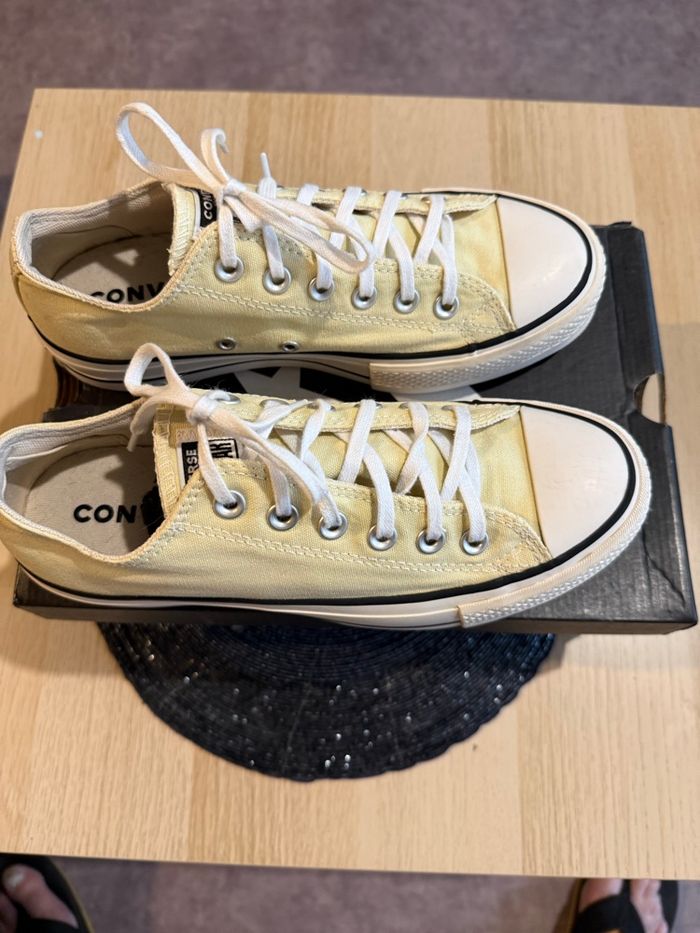 Converse compensées 38 - photo numéro 3