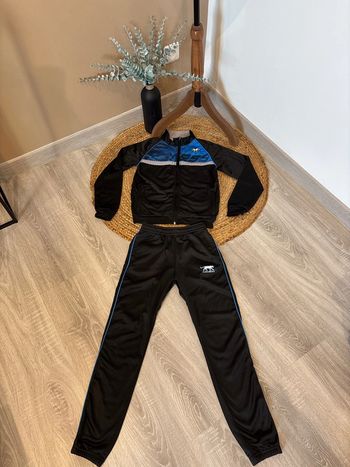 Ensemble de survêtement airness 10 ans