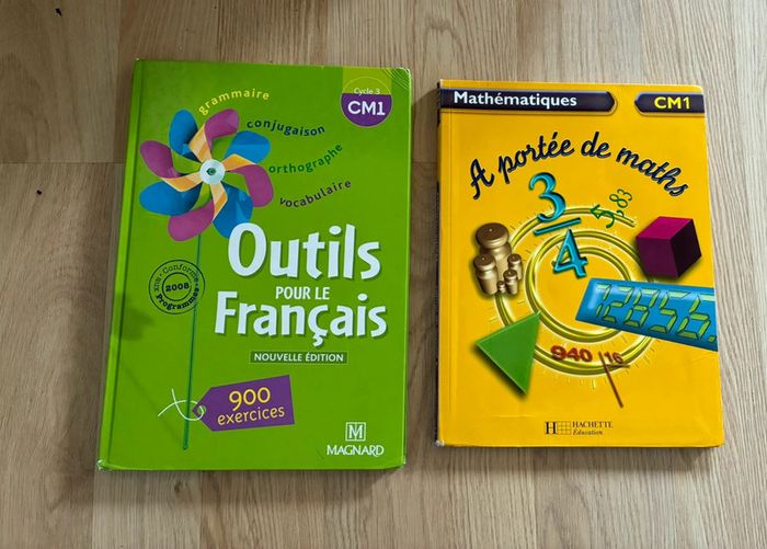 Lot de 2 livres français et maths CM1