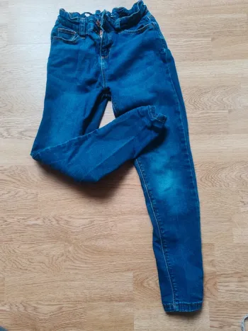 Jean skinny taille 9/10 ans