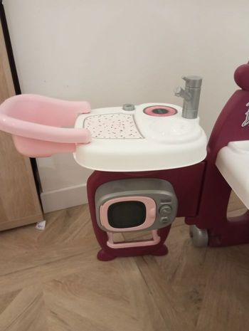 Grande maison des bébés ''baby nurse''