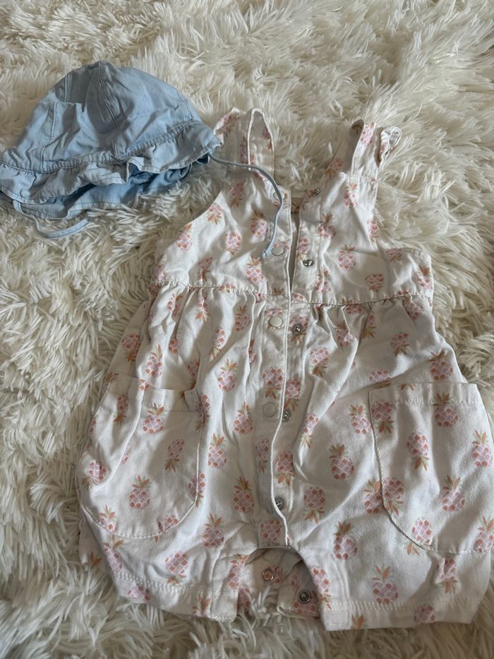 Lot de vêtements - photo numéro 2