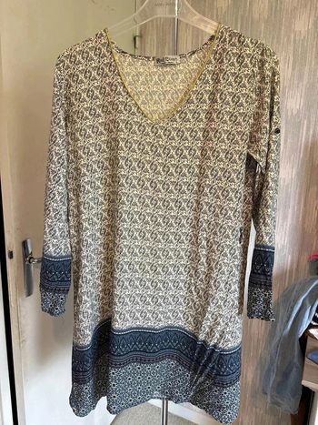 Blouse manche longue taille 36 marque red queen•