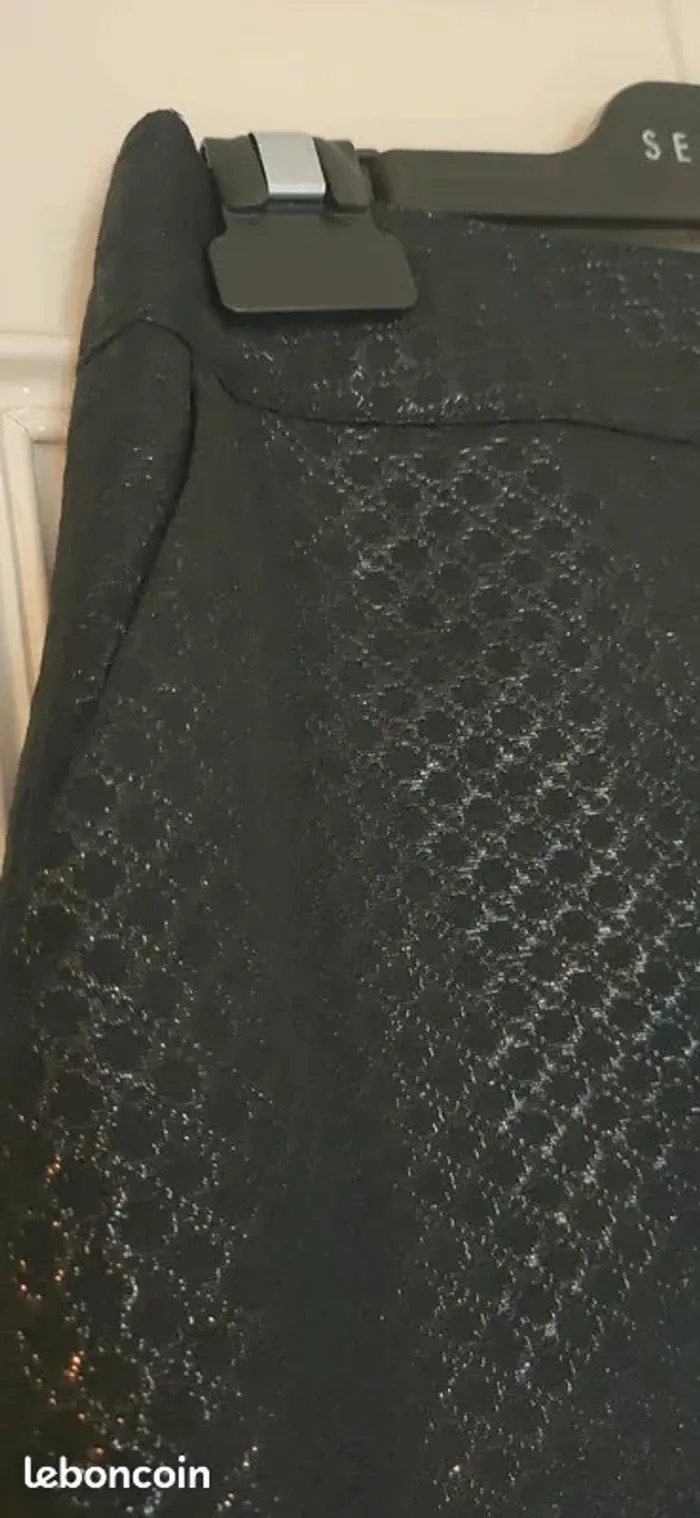 Jupe courte - photo numéro 5