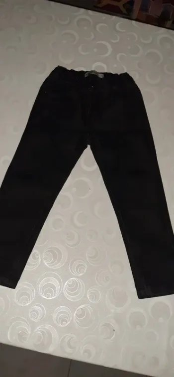 Pantalon jean noir réglable à la taille 3 ans
