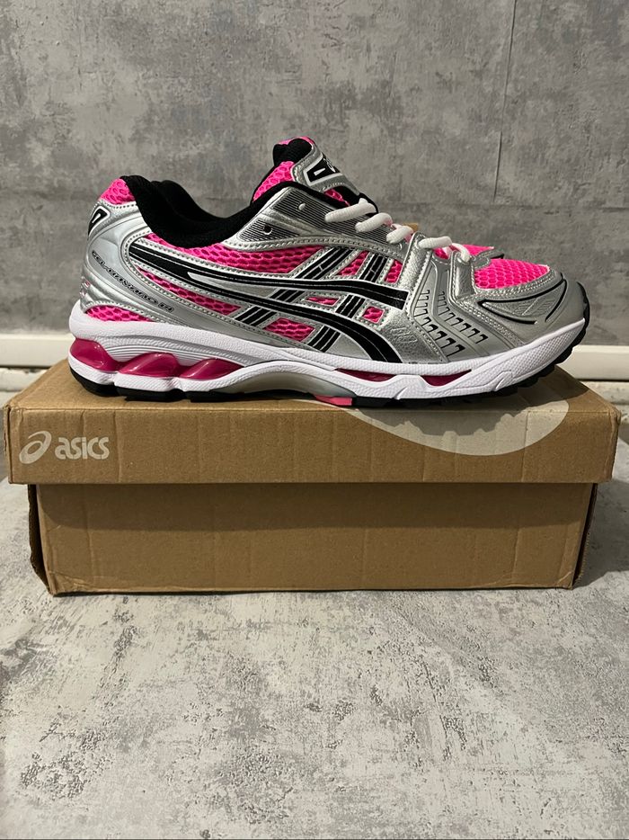 ASIC gel Kayano 14 Argenté/Rose– NEUF – Pointure 43.5 – Homme/Femme - photo numéro 2