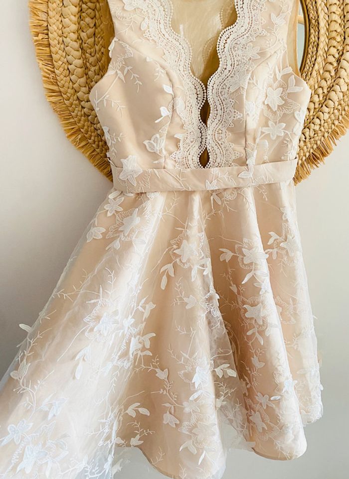 Robe de cérémonie taille L comme neuve - photo numéro 10
