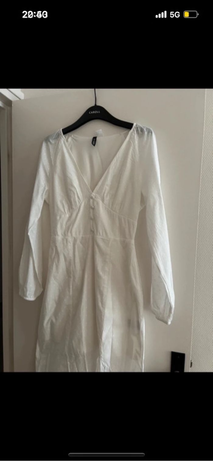 Robe blanche - photo numéro 2