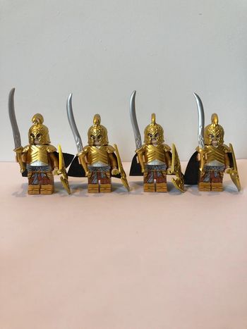 Figurine type lego 4soldats elfes. le seigneur des anneaux