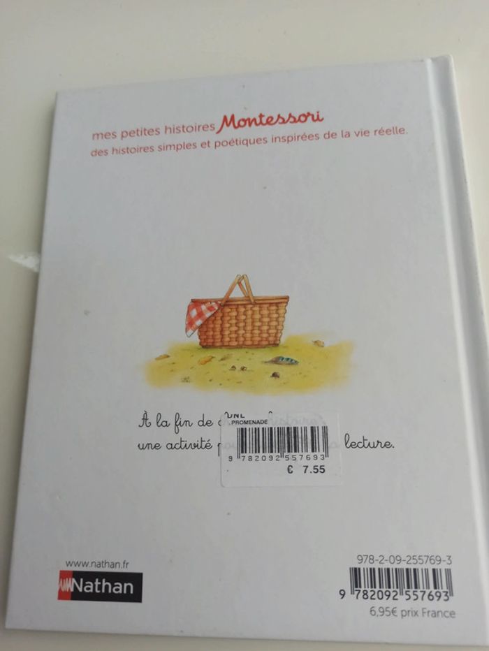 Livre Montessori mes petites histoires Montessori - photo numéro 2