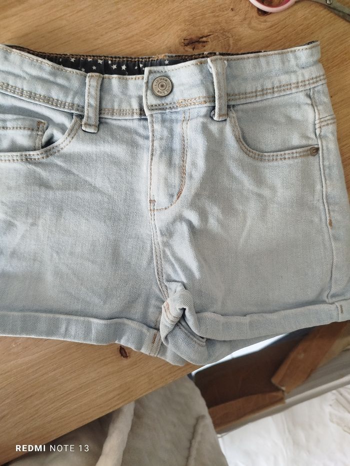 #kytie8ansfille. Short en jean taille 8 ans