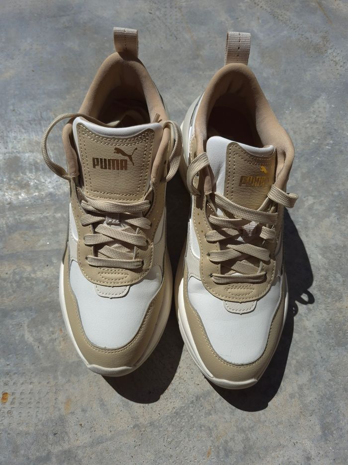 Puma Cilia Wedge beige et blanc