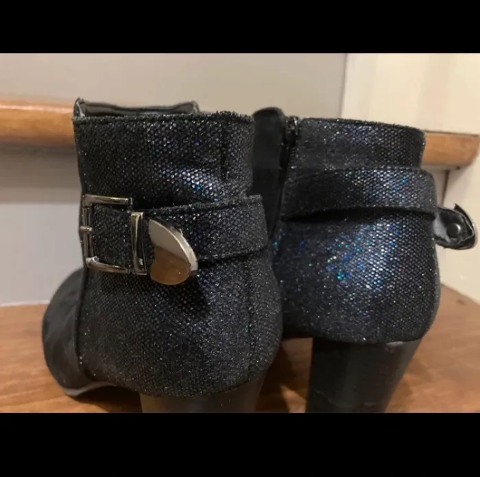 Bottines à talons noires - photo numéro 3