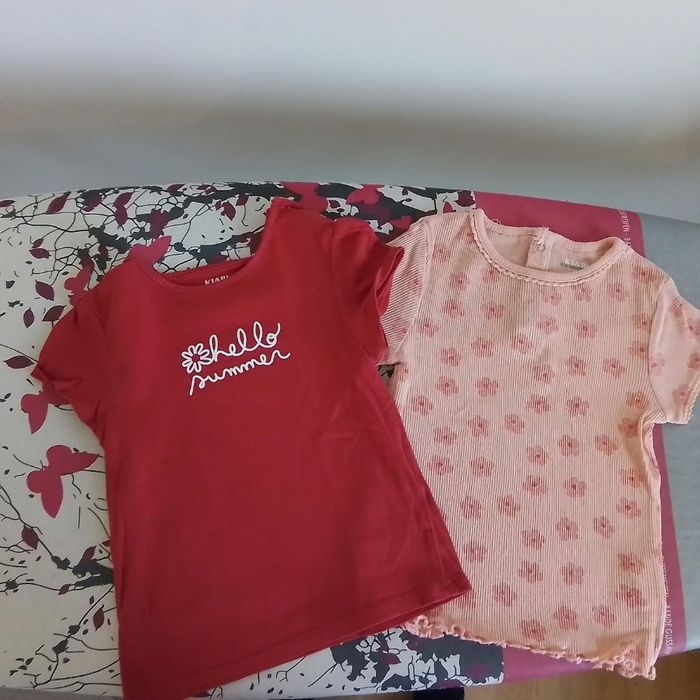 Lot t-shirts,shorts, ect... fille été 24 mois - photo numéro 2