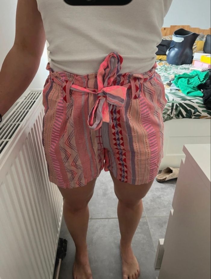 Short coloré à motifs - photo numéro 1