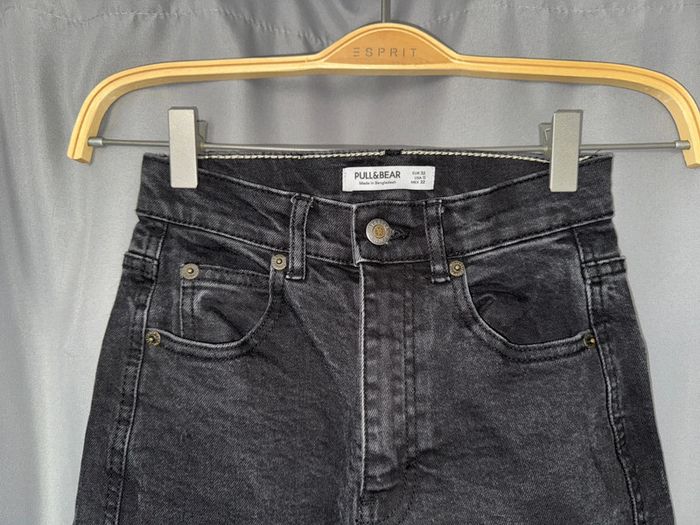 Jean Noir Pull & Bear taille 32 - photo numéro 3