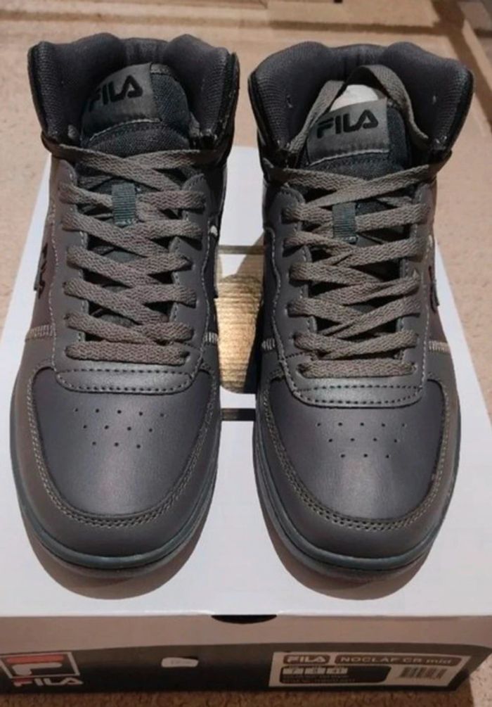 Baskets sneakers homme Fila montantes cuir neuves P42 - photo numéro 2