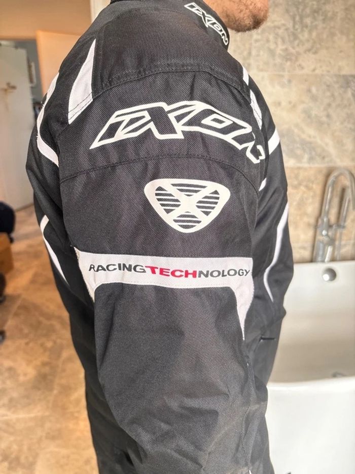 Blouson de moto neuf pour homme L - photo numéro 5