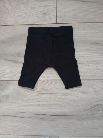 Legging ~ Kiabi ~ 1mois (52-55cm/4kg)