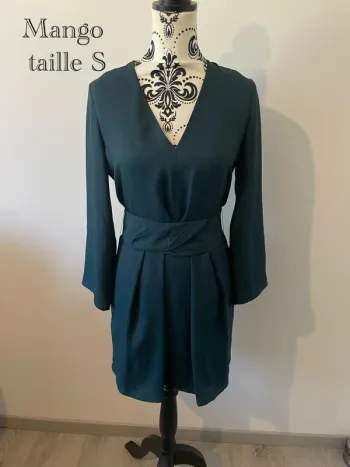 Robe Mango verte foncée/sapin taille S avec ceinture - Neuve