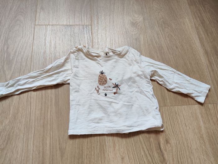 Lot t-shirts manches longues fille 12 mois - photo numéro 6
