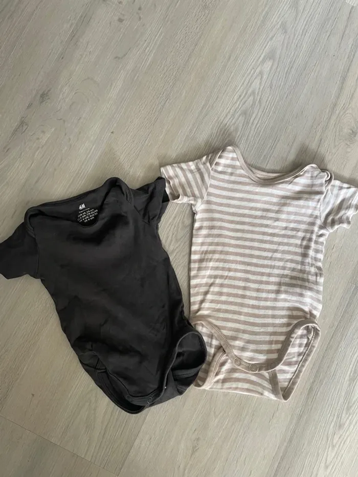 Lot 2 bodys H&M