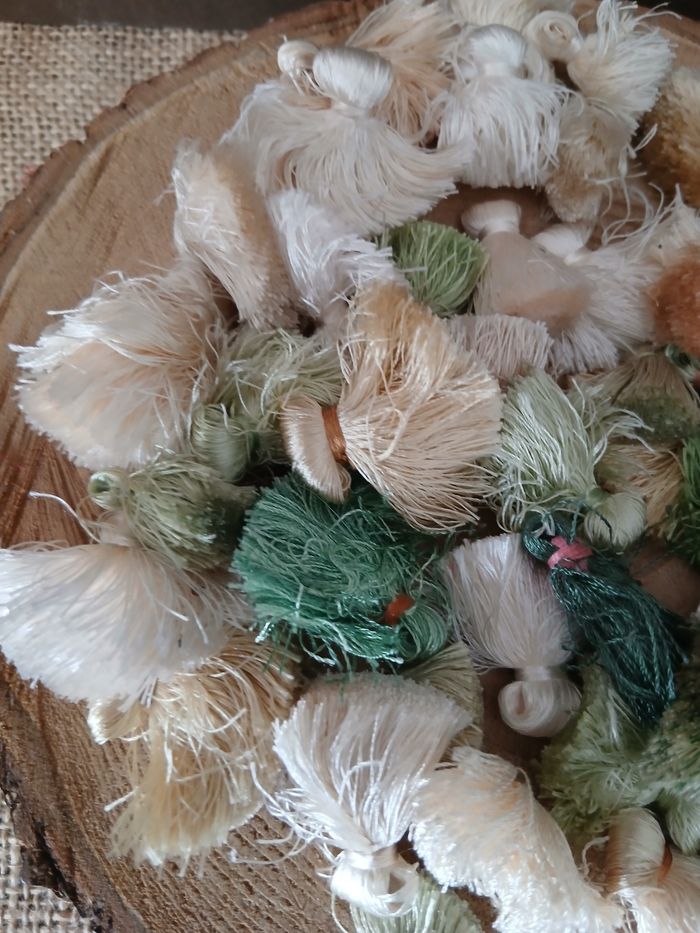 Lot de 50 glands pompons blanc crème vert - photo numéro 2