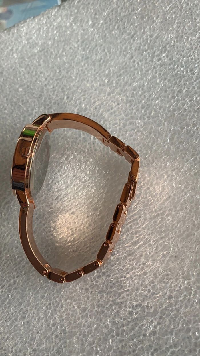Montre - photo numéro 4