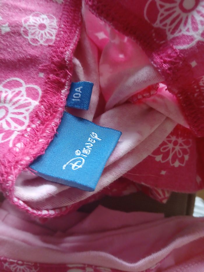 Pyjama reine des neige 10 ans - photo numéro 3